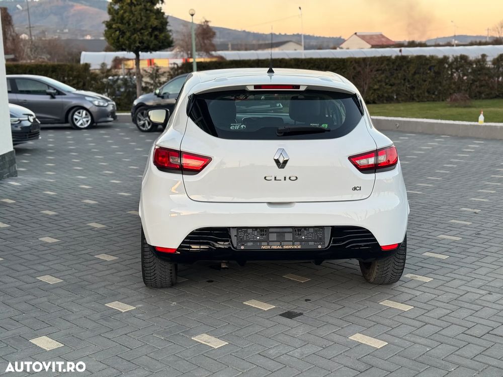 Renault Clio dCi 90 Dynamique - 10