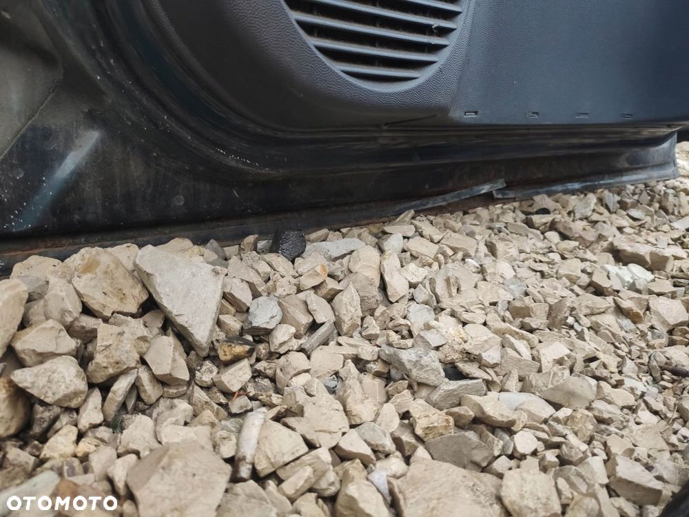 KL DRZWI PRAWY PRZÓD GOŁE OPEL CORSA C H/B 5D Z20U - 8