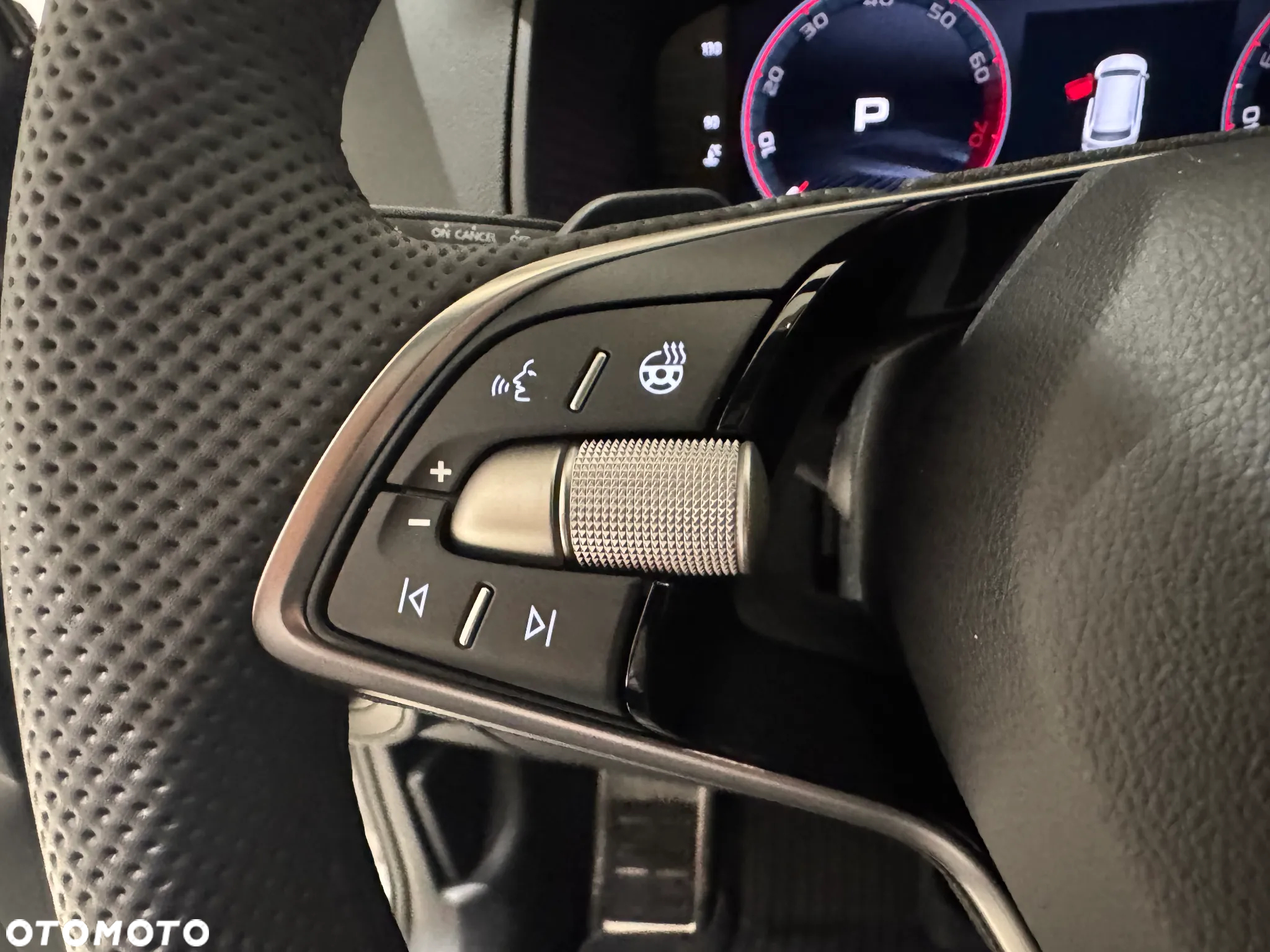 Skoda Karoq 1.5 TSI ACT Sportline DSG - 12