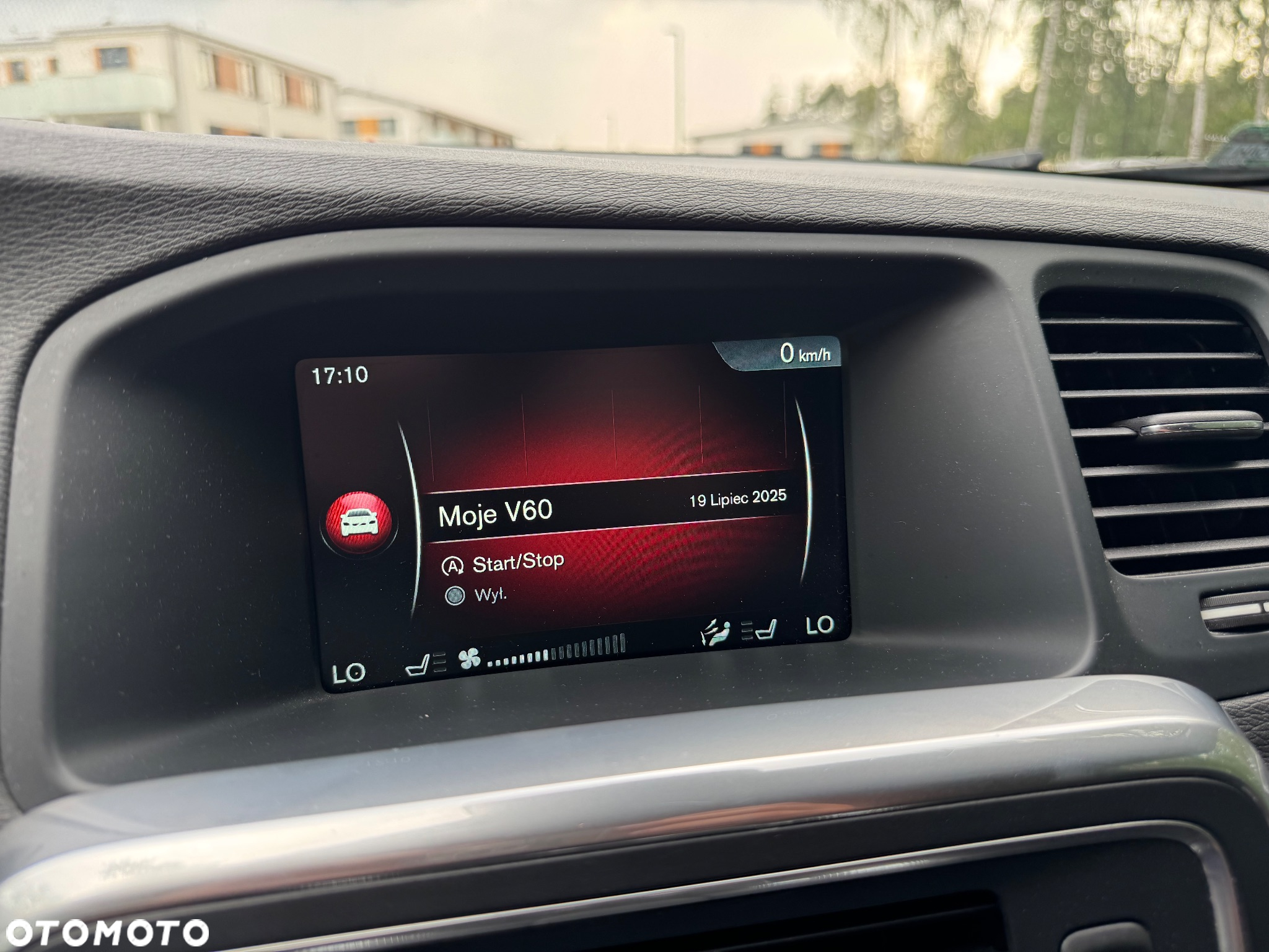 Volvo V60 Cross Country D3 Drive-E Summum - 24