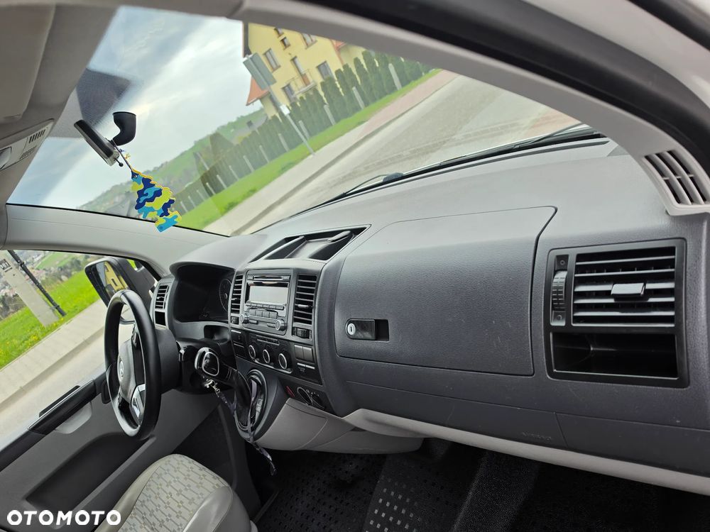 Volkswagen Transporter - 7