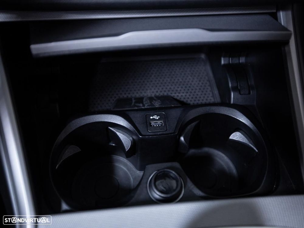 BMW 330 e Auto - 20