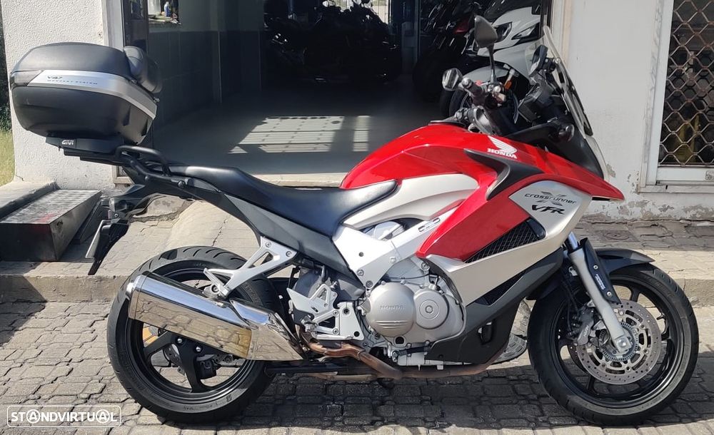 Honda VFR 800X Crossruner - 3