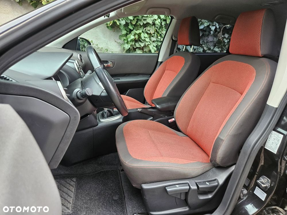 Nissan Qashqai - 10