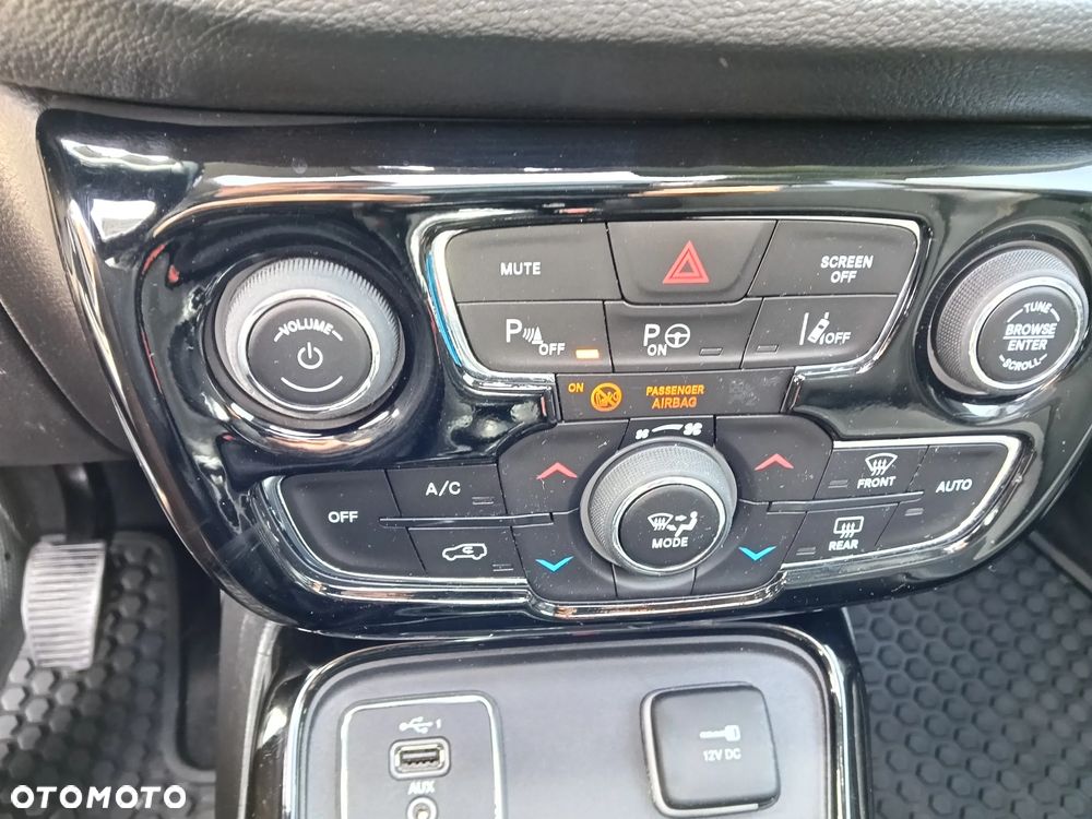 Jeep Compass 1.4 MultiAir Limited - 25