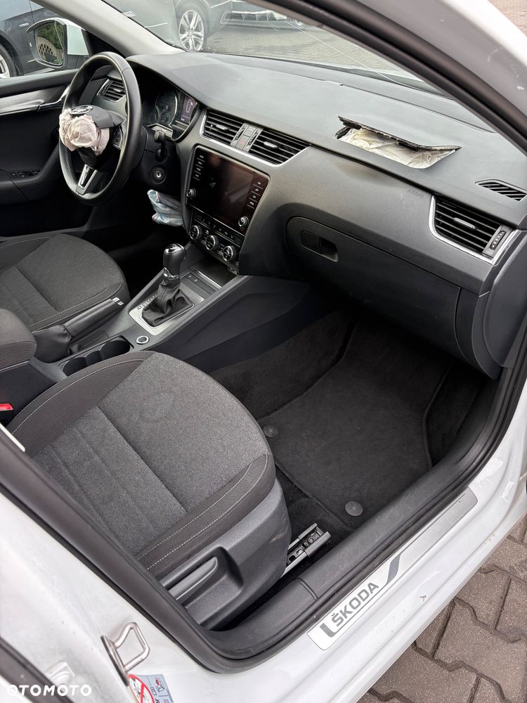 Skoda Octavia 2.0 TDI DSG Soleil - 14