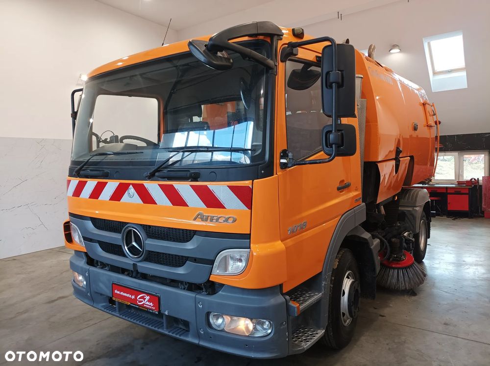 Mercedes-Benz Atego 1524 Zamiatarka Bucher Euro 5 EUnited PM10 Szczotki L/R 2 Silniki - 2