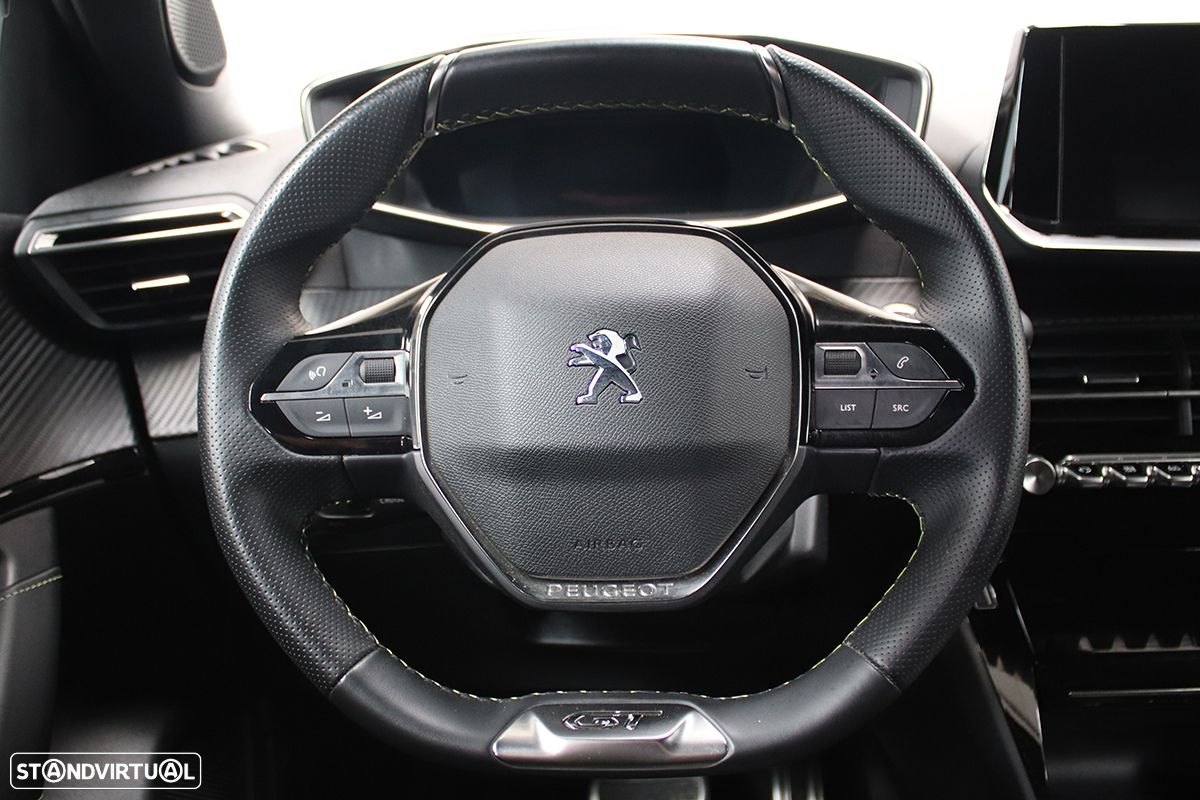 Peugeot e-2008 50 kWh GT - 14