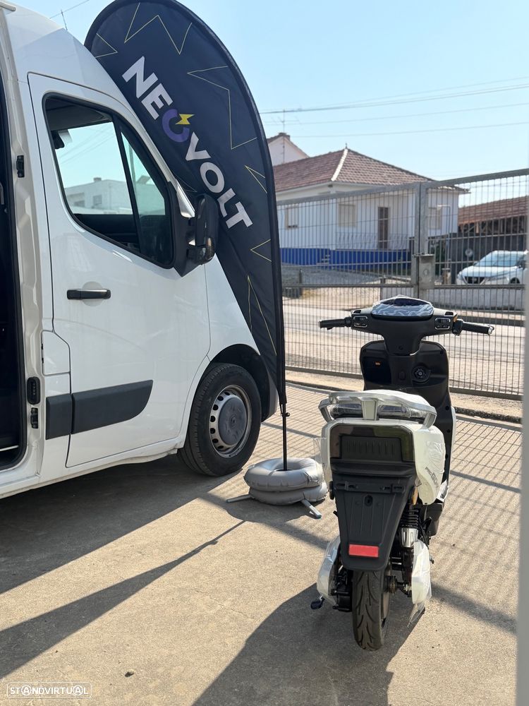 Challenger Genesis Genises 36 - 2 camas - cama francesa + basculante  | 45.000km - Oferta scooter eléctrica Neovolt - 19
