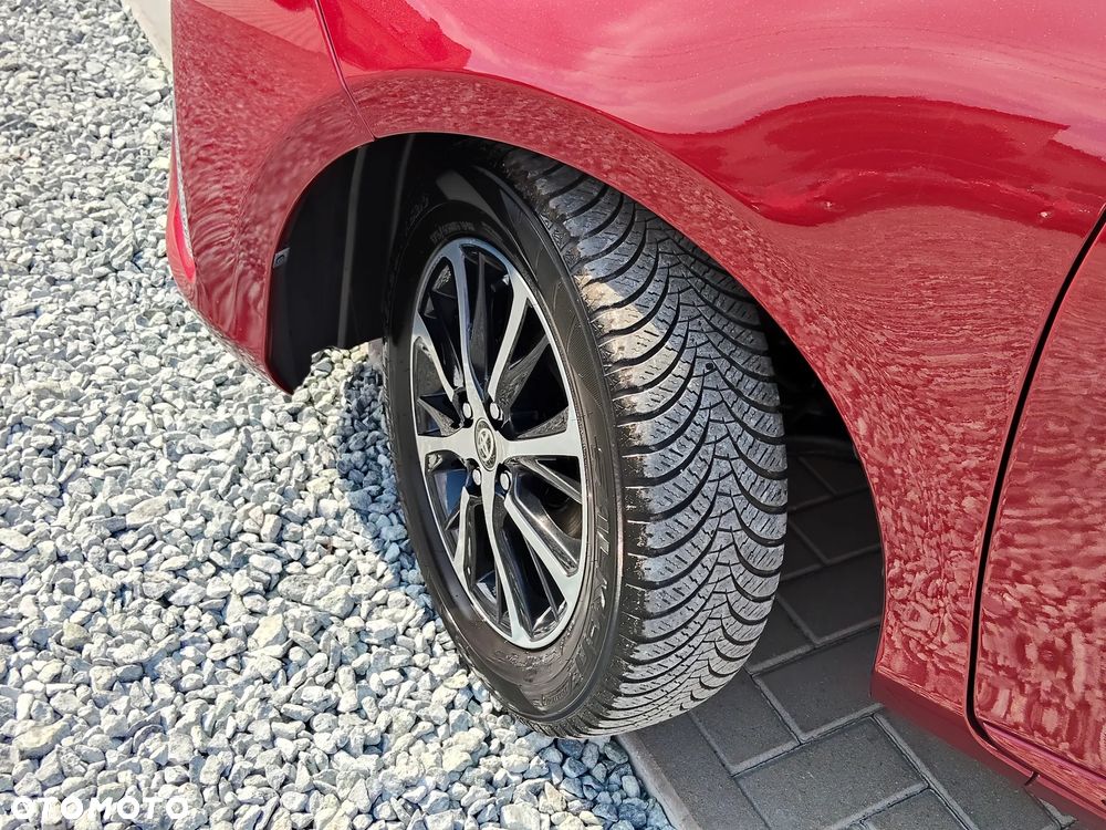 Toyota Yaris 1.5 Premium - 6
