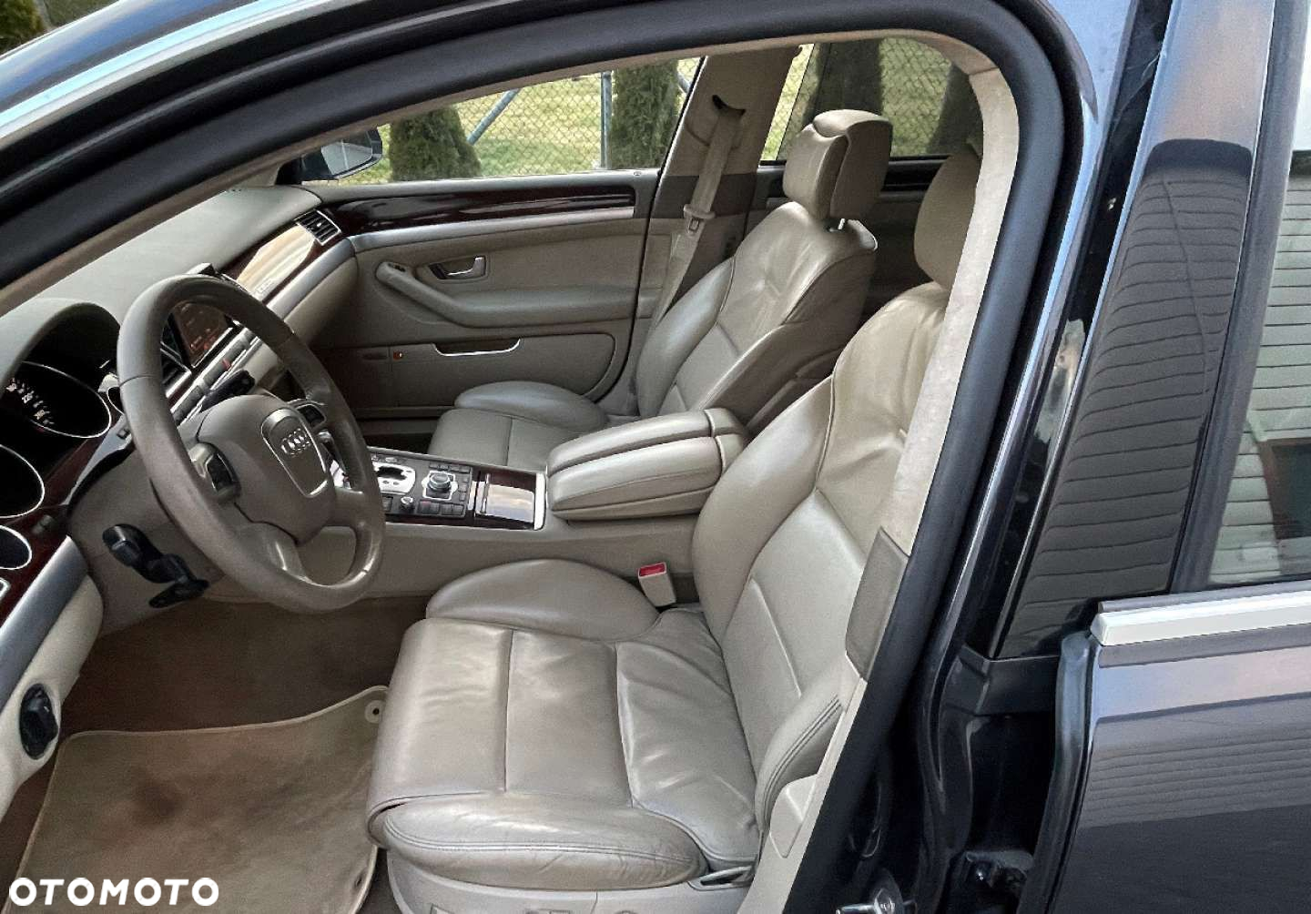 Audi A8 - 13