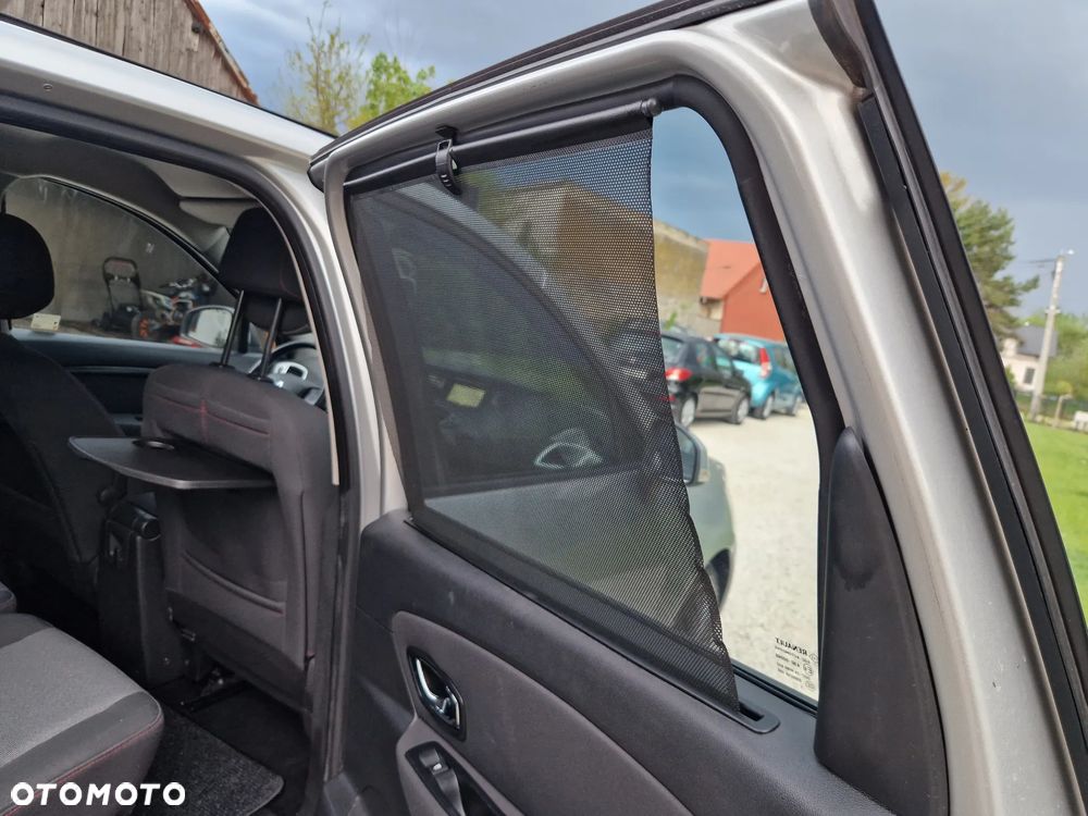 Renault Scenic 1.6 16V 110 TomTom Edition - 36
