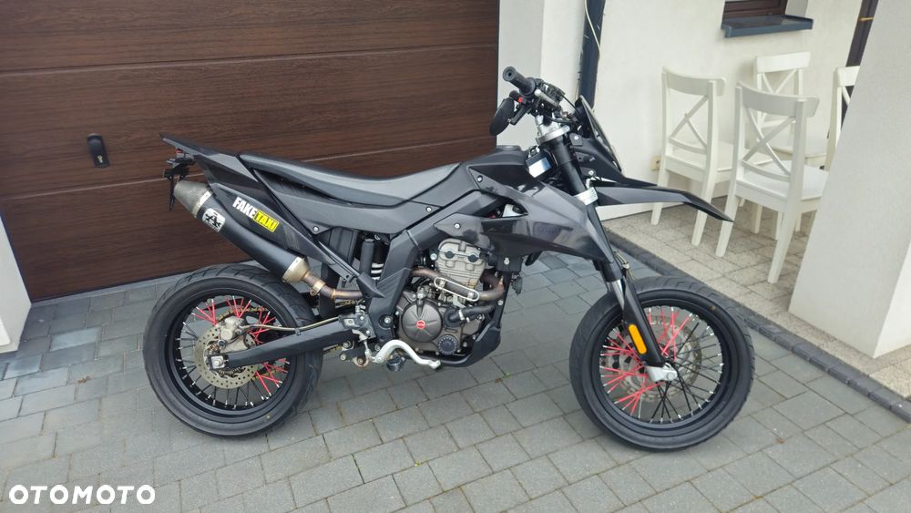 Aprilia SX - 1