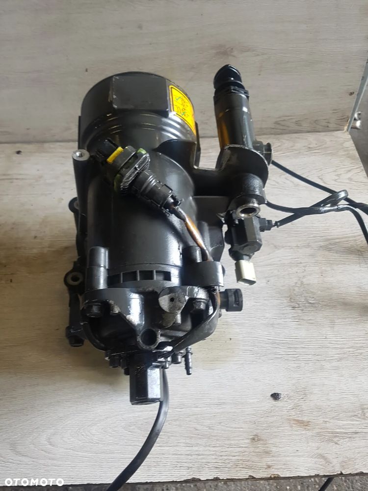 PODSTAWA OBUDOWA FILTRA PALIWA DAF XF 106 EURO 6 480 530 KM LIFT 2164456 - 2