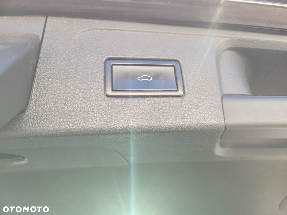 Volkswagen Passat 2.0 TDI BMT Comfortline DSG - 17