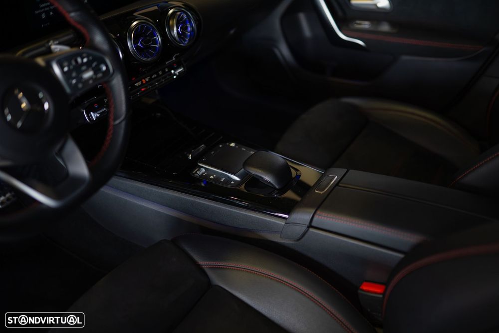 Mercedes-Benz A 250 e AMG Line - 22