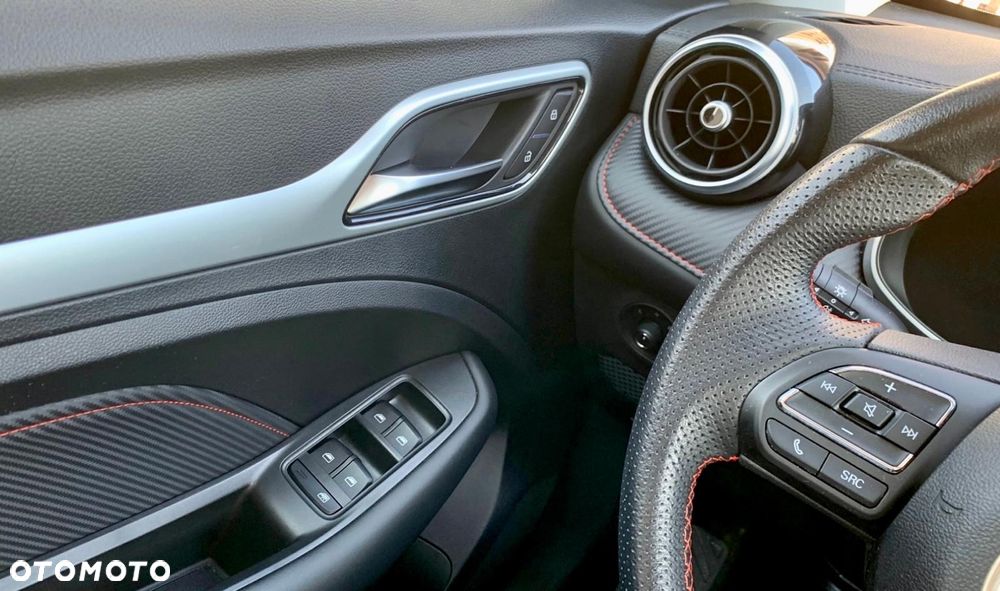 MG ZS Maximal Comfort - 14