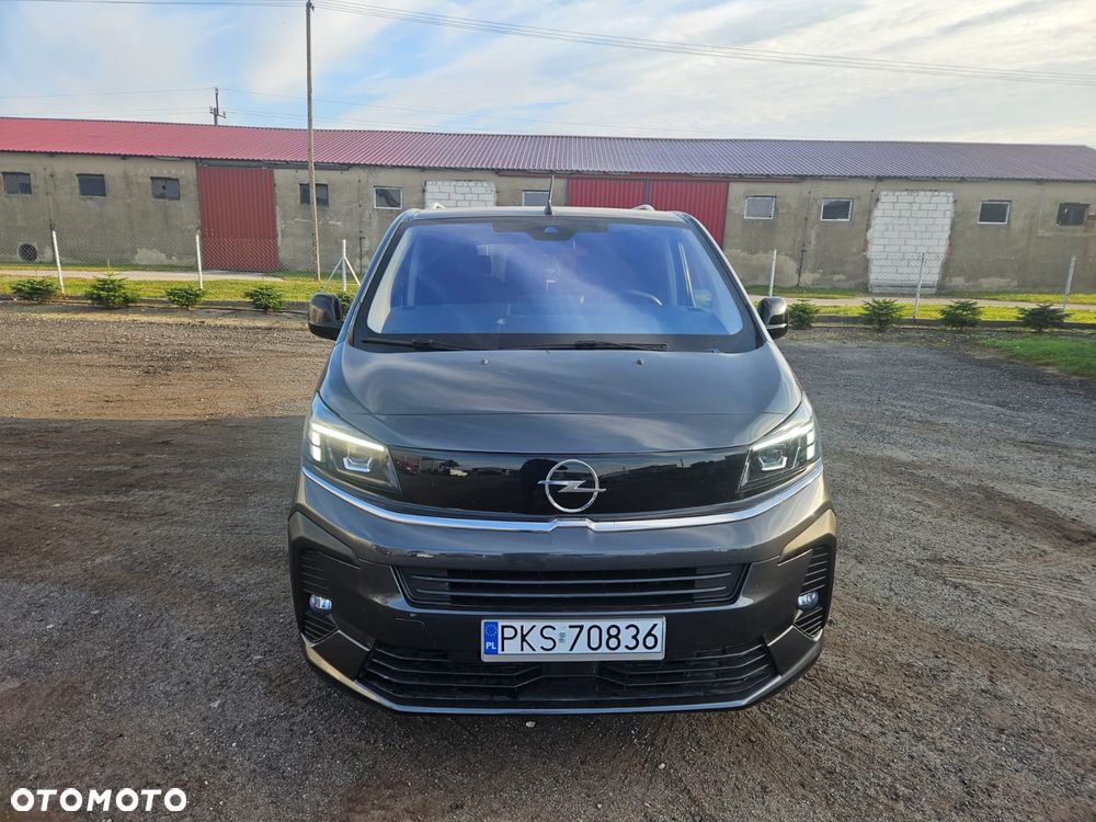 Opel Zafira 2024 photo 2