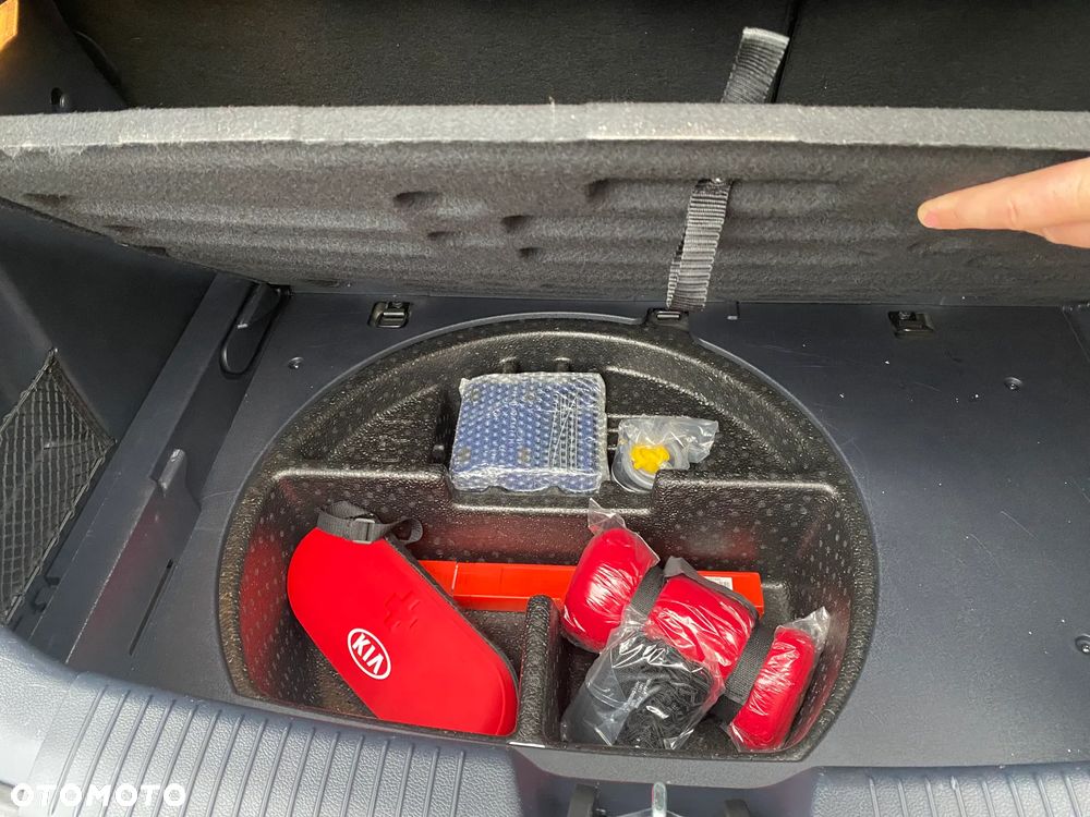 Kia Rio - 19
