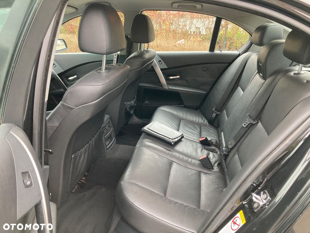 BMW Seria 5 - 16