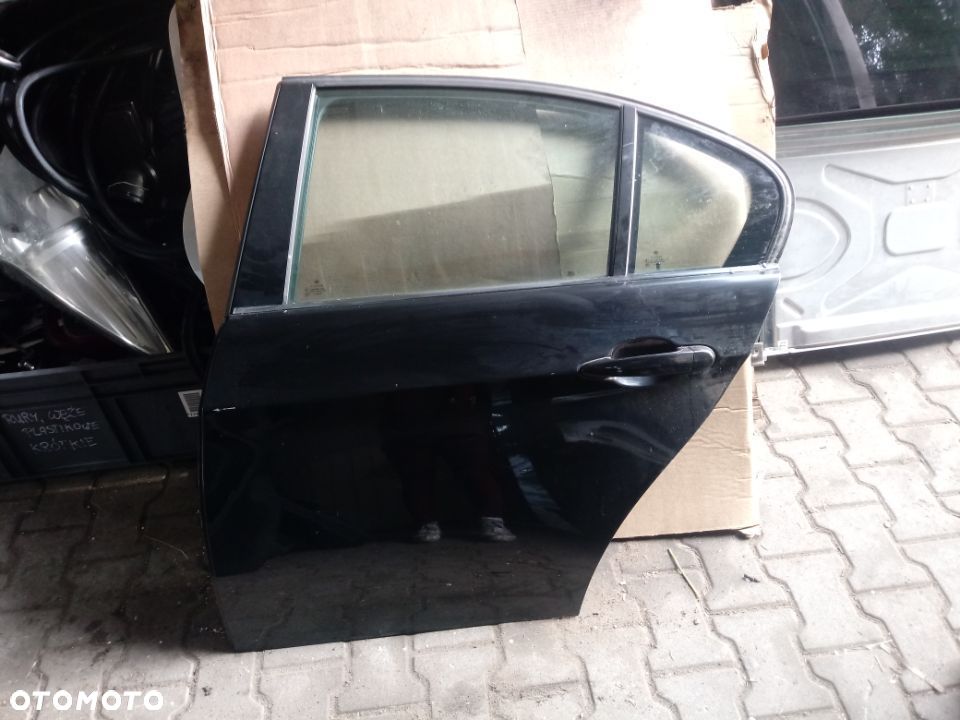 Drzwi tylne lewe BMW E90 - 2