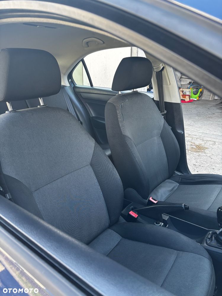 Skoda RAPID 1.6 TDI DPF Active - 12