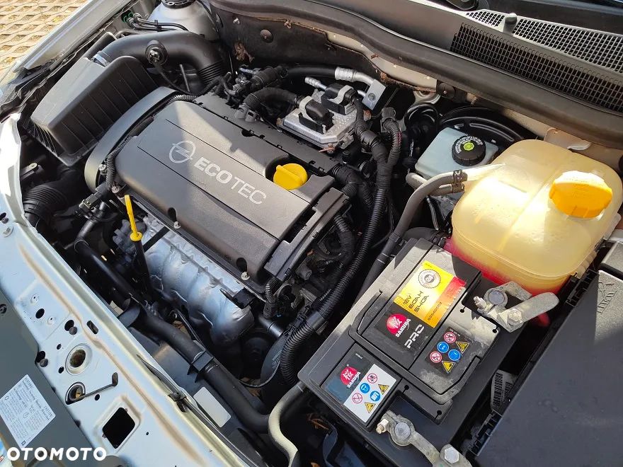 Opel Astra III 1.6 - 18