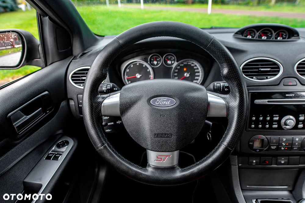 Ford Focus - 19