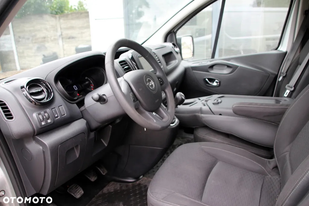 Opel VIVARO - 18