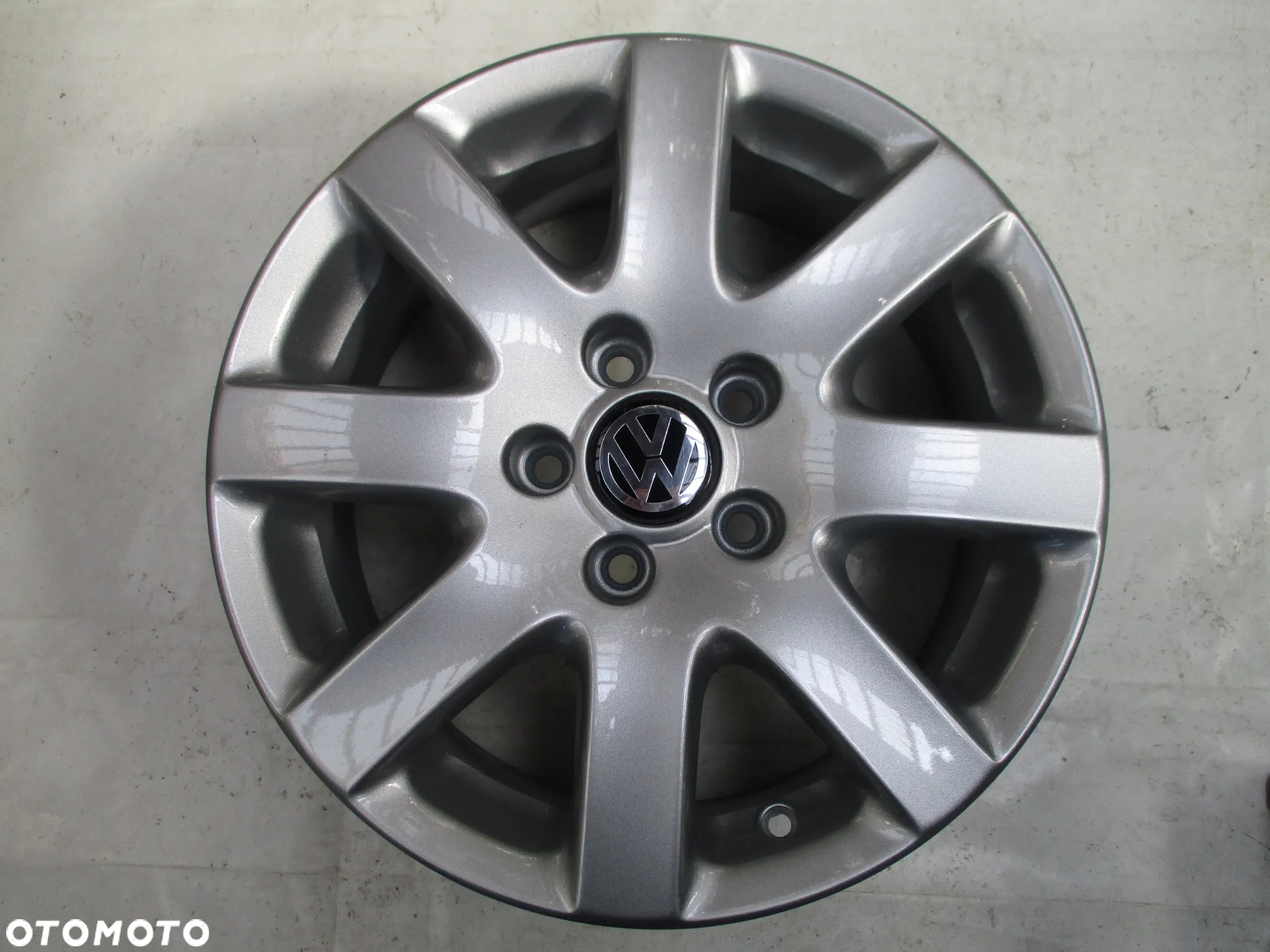 FELGI ALUMINIOWE 16 VW GOLF V VI JETTA TOURAN PASSAT ET42 - 11
