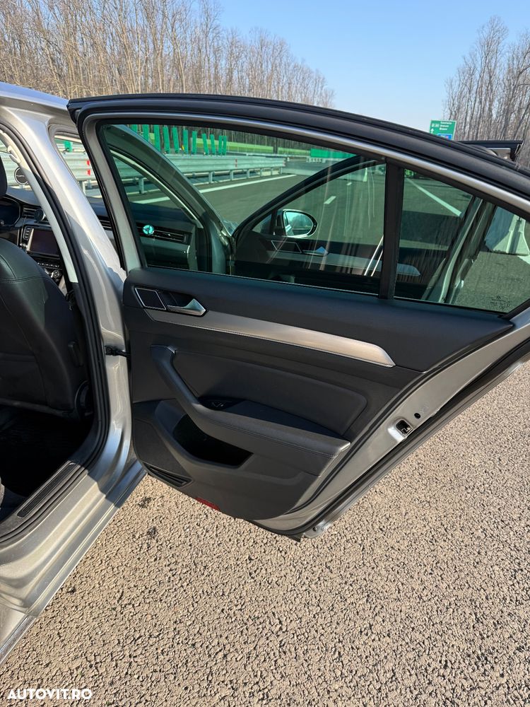 Volkswagen Passat - 23