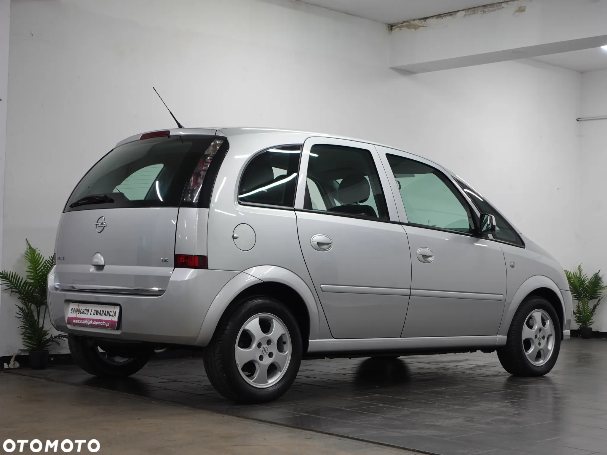 Opel Meriva 1.6 16V - 11
