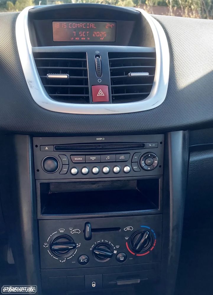 Peugeot 207 1.4 16V Open - 4