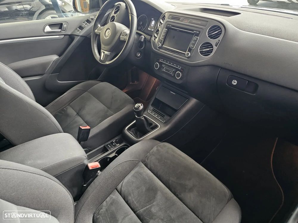 VW Tiguan 2.0 TDi Sport BlueMotion - 8