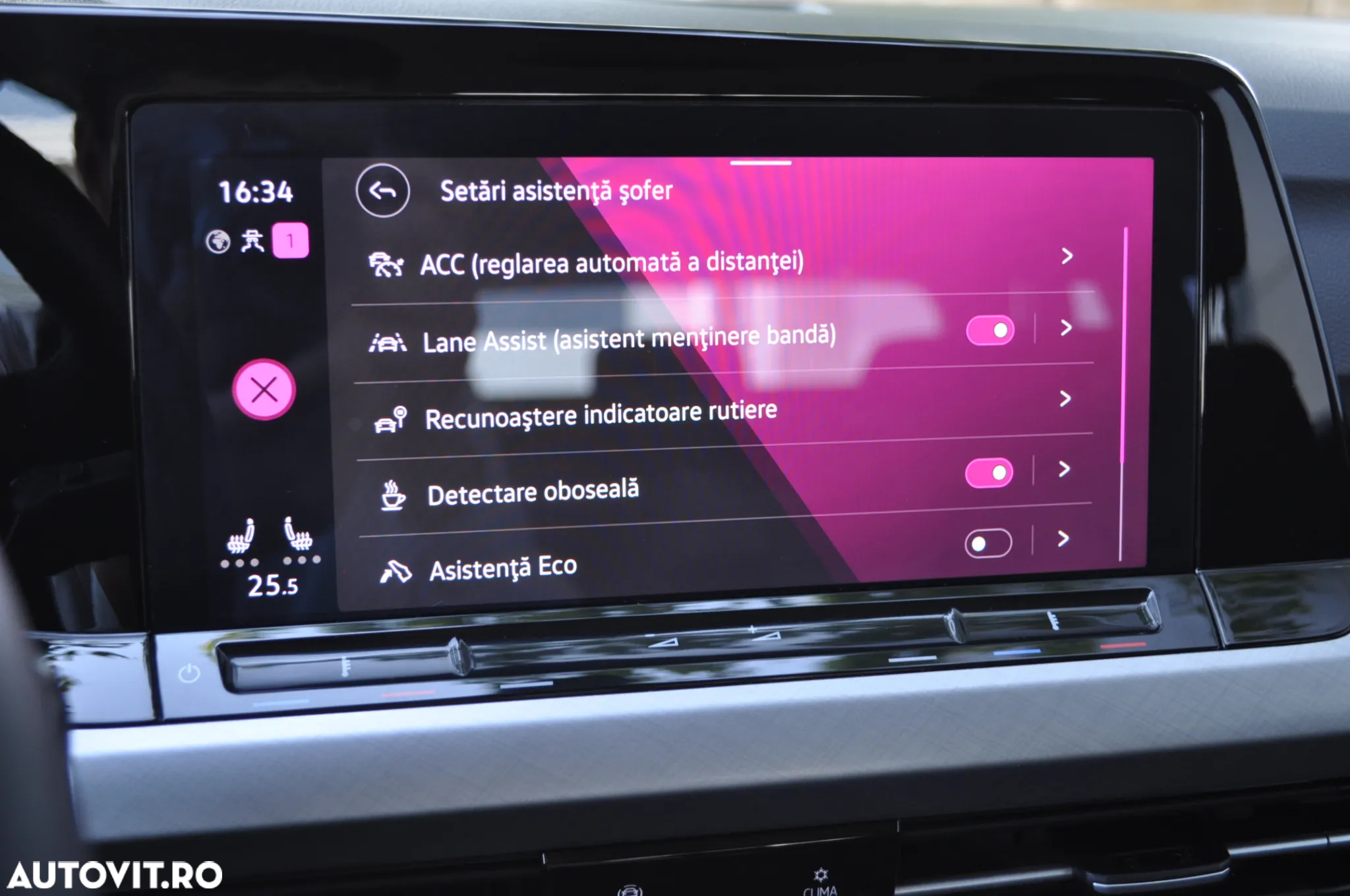 Volkswagen Golf 2.0 TDI SCR DSG Life - 24