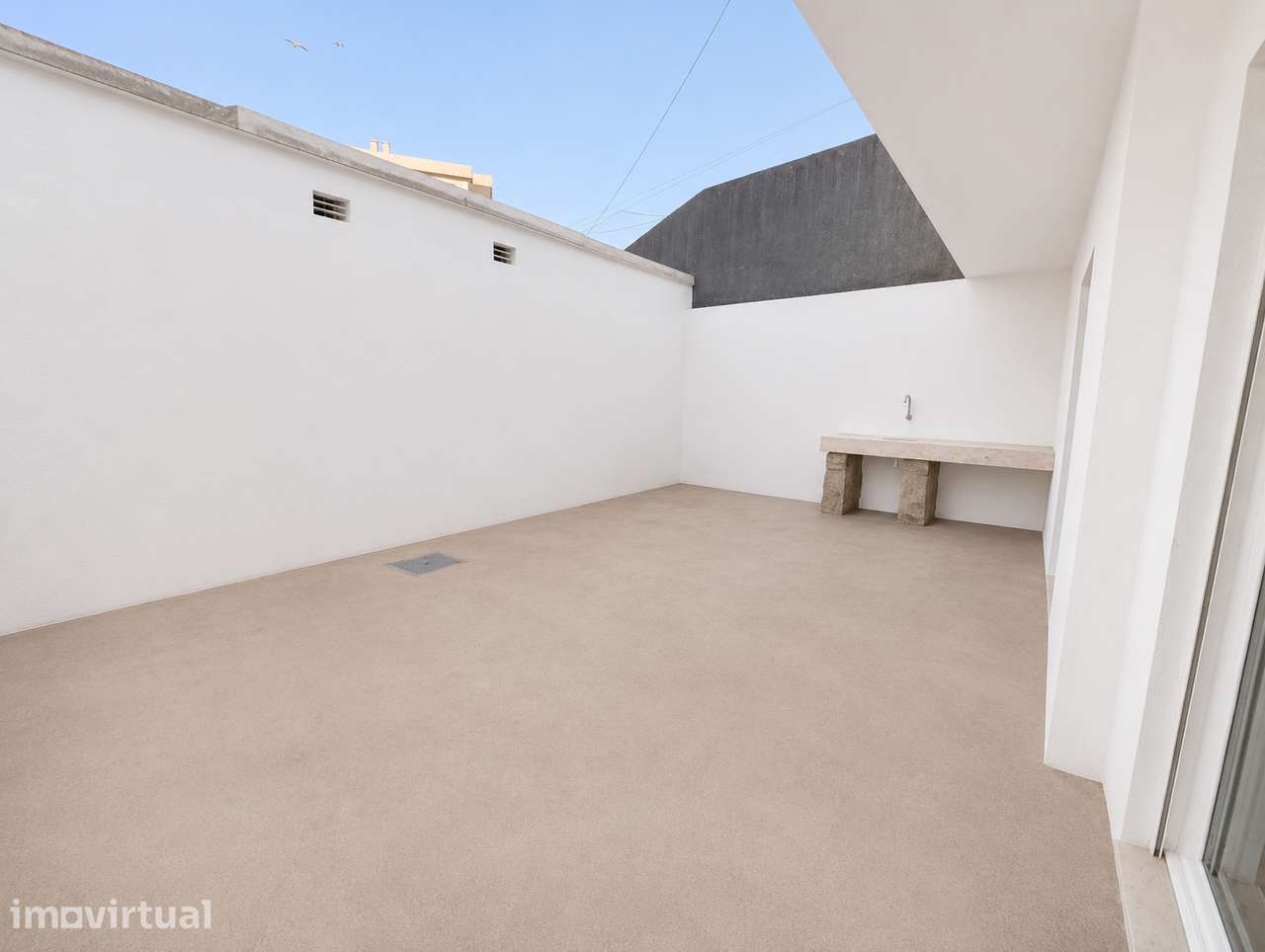 Apartamento T2+1 Renovado - Grande imagem: 3/12