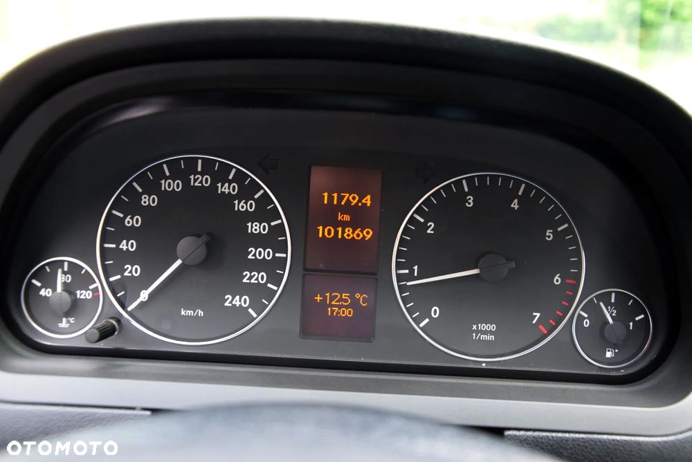 Mercedes-Benz Klasa A 160 Classic - 29