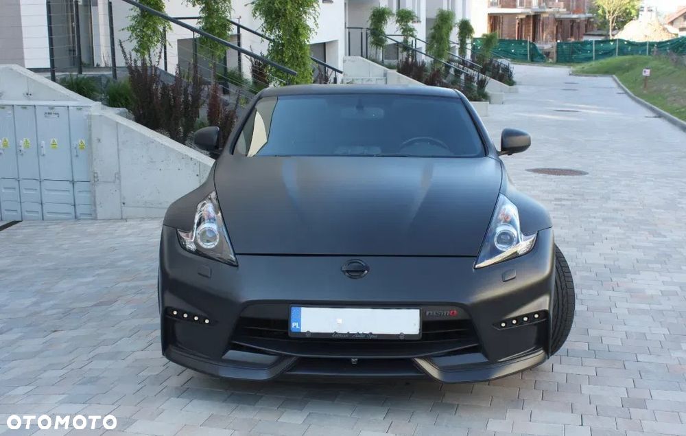 Nissan 370 Z - 2