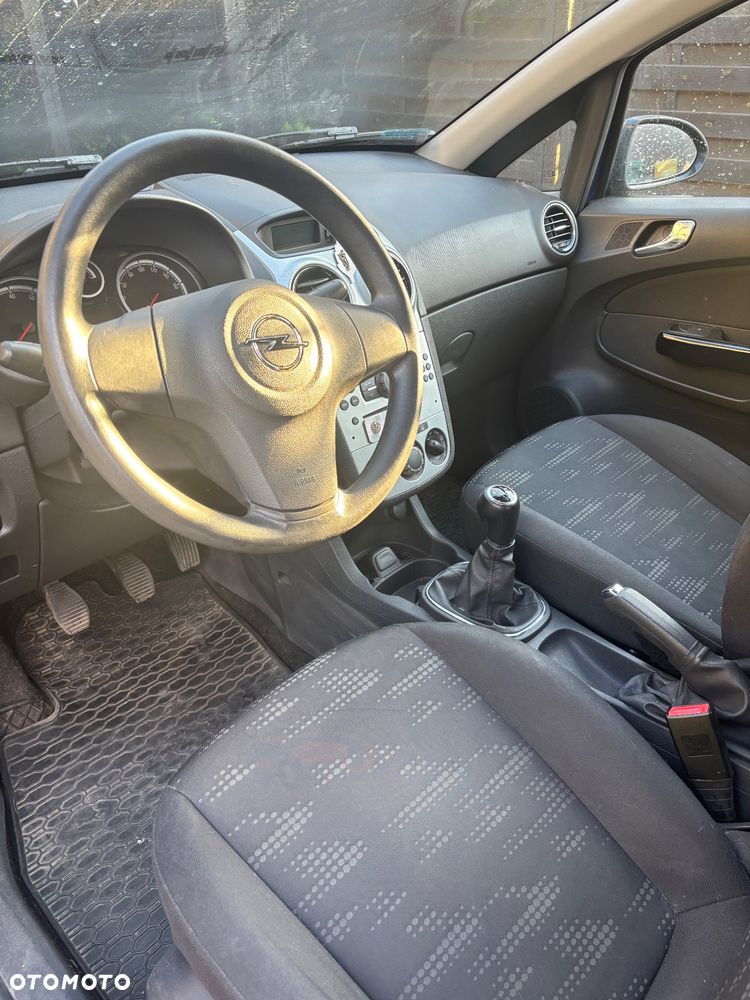 Opel Corsa - 6