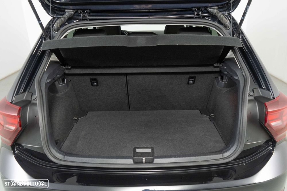 VW Polo 1.0 TSI Urban DSG - 13
