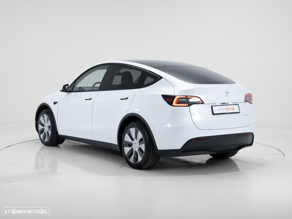 Tesla Model Y Long Range Dual Motor AWD - 5