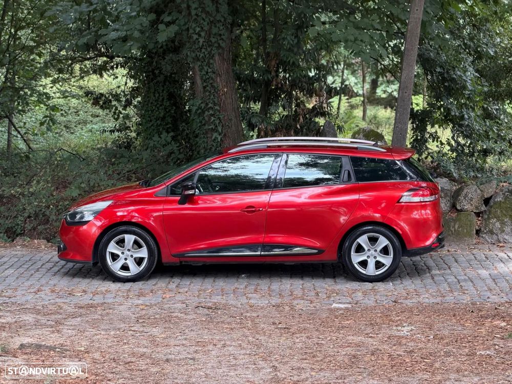 Renault Clio Sport Tourer - 9