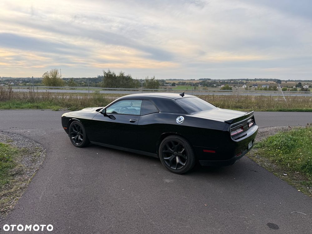 Dodge Challenger Automatik SXT Plus - 2
