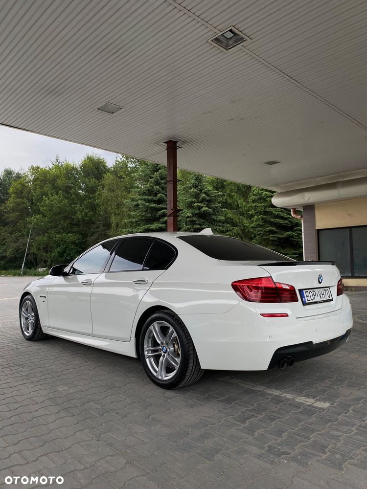 BMW Seria 5 530d xDrive - 4