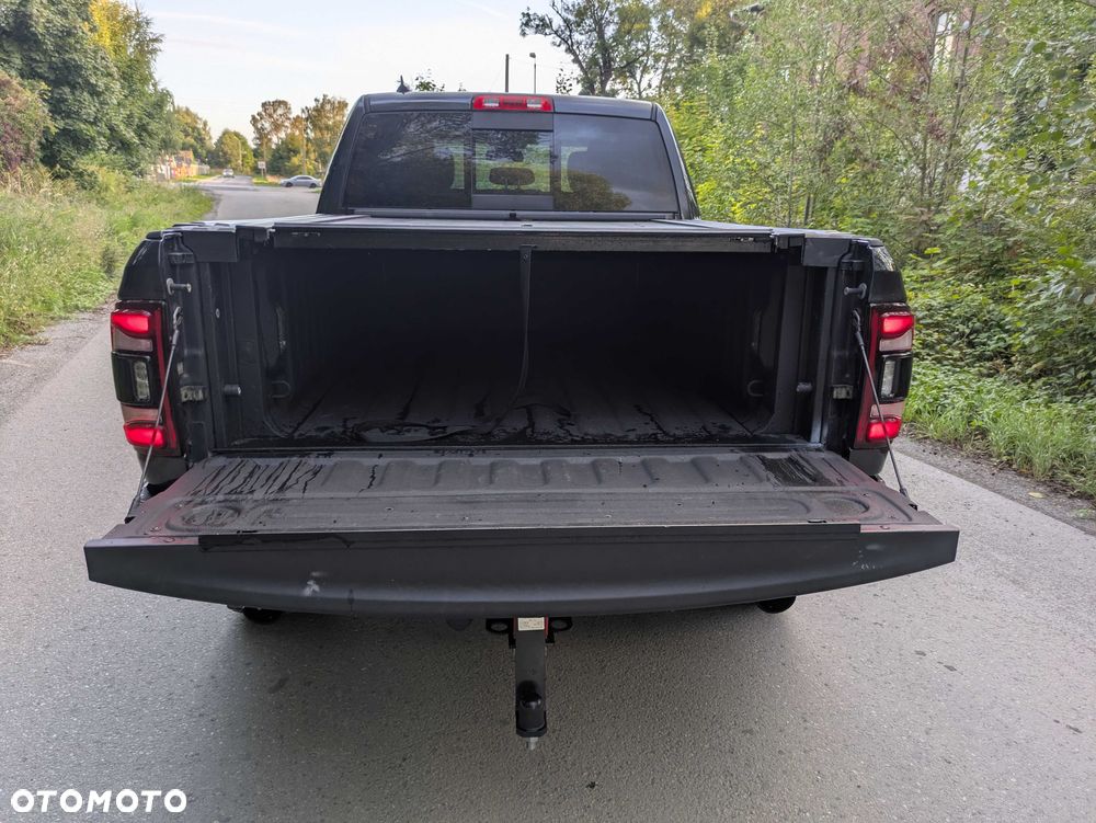 Dodge RAM - 7