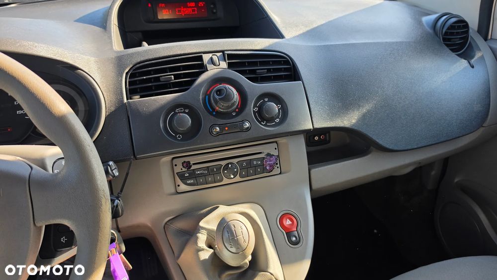 Renault Kangoo 1.6 8V 90 Happy Family - 21