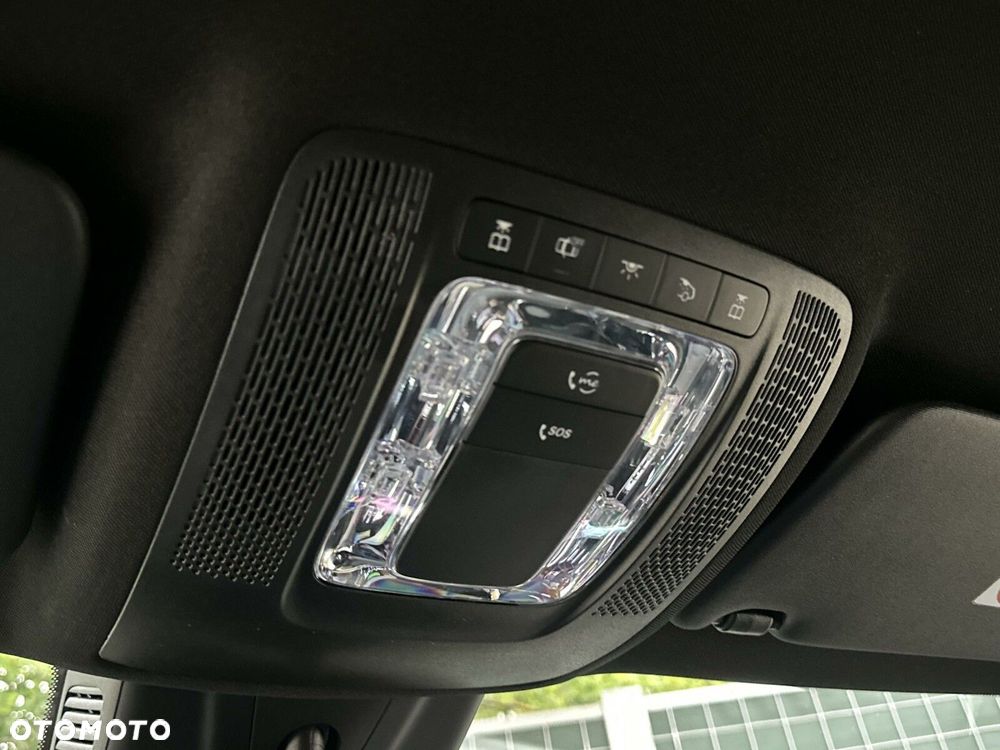 Mercedes-Benz GLB 200 Progressive 7G-DCT - 23