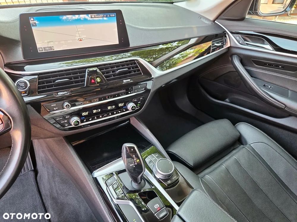 BMW Seria 5 - 25