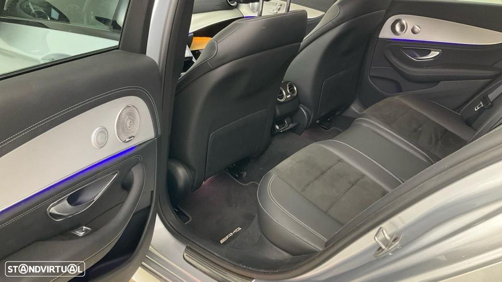 Mercedes-Benz E 300 de 9G-TRONIC - 6