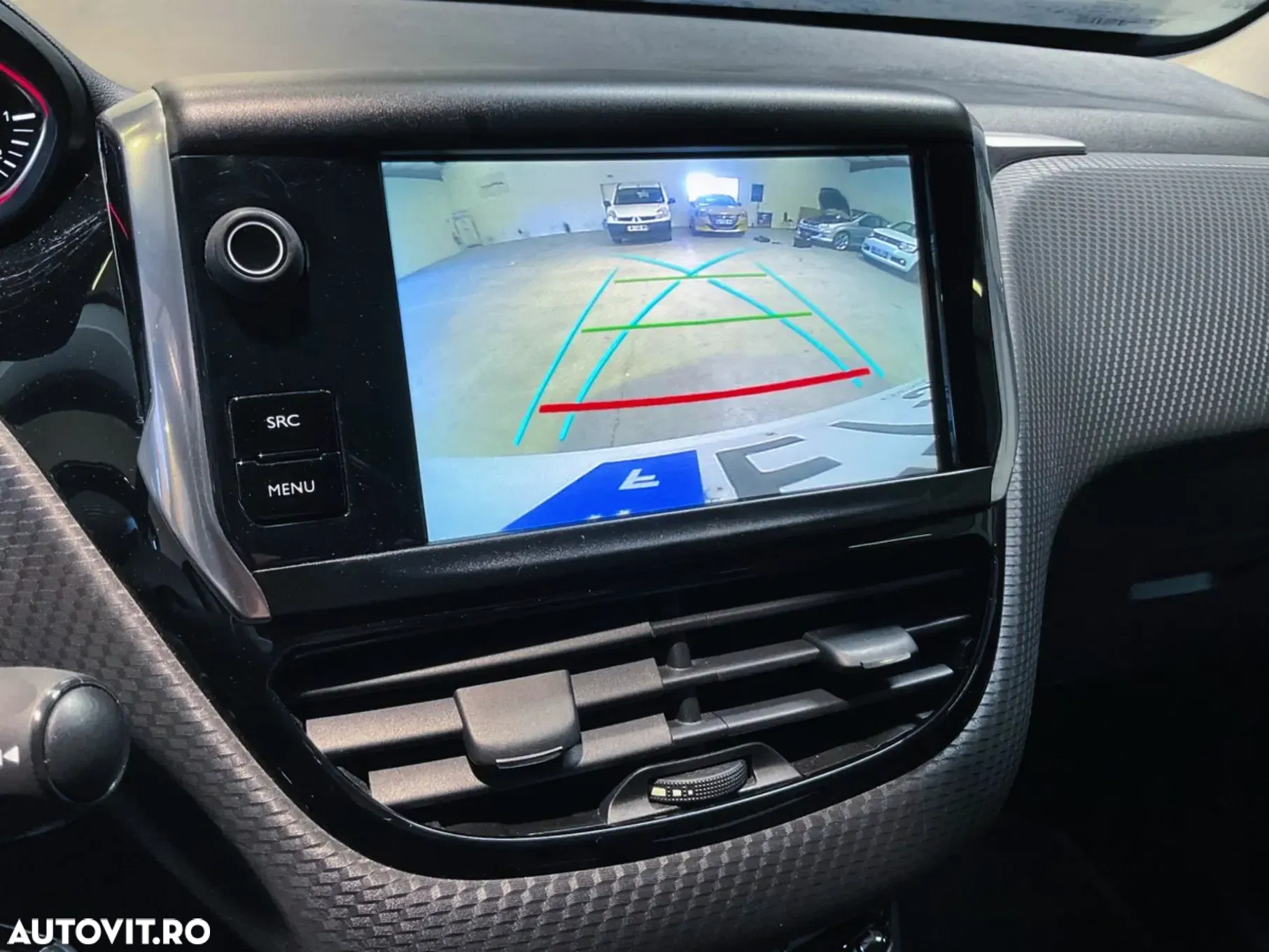 Peugeot 2008 1.2 PureTech Turbo EAT6 S&S Allure - 10